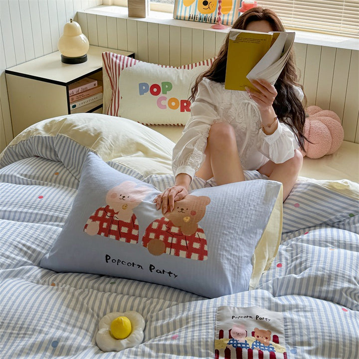 Striped Cotton-Blend Lightweight Reversible Comforter with Playful Dot Accents