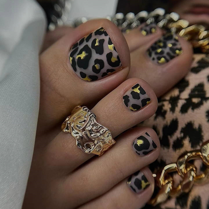 Artistic Leopard Print Toe Nail Art Stornfield