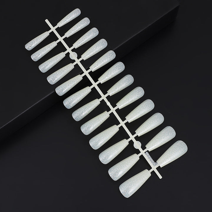 Artificial Nails Set with Elegant Design Stornfield