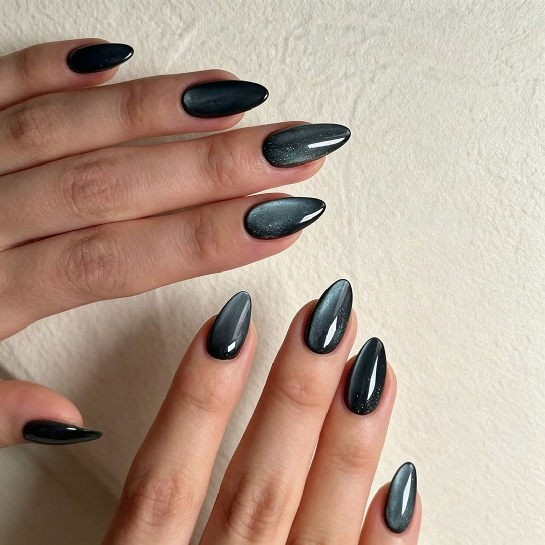 Elegant Press-On Nail Tips with Decorative Bow Stornfield