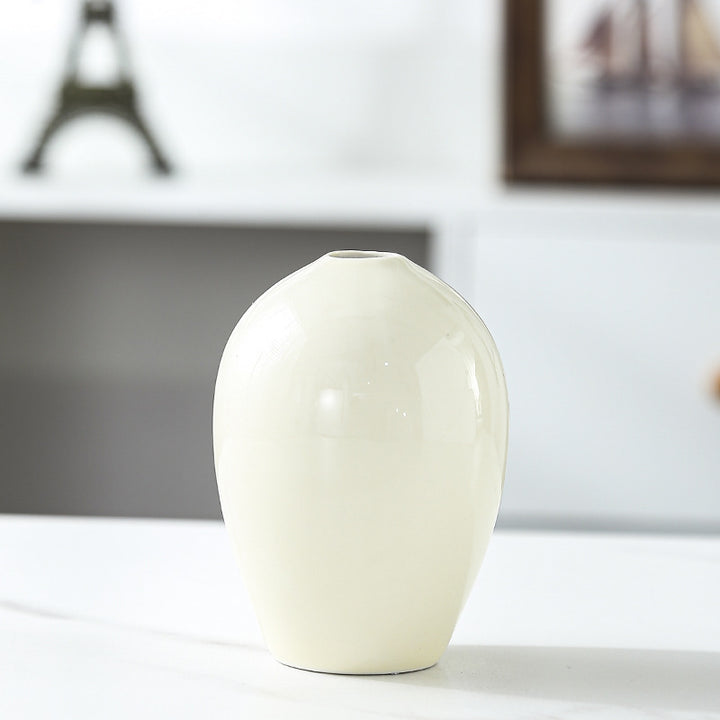 Elegant Handmade Ceramic Flower Vase Stornfeild