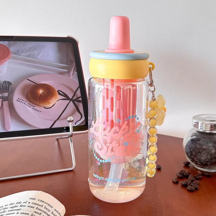 Women's creative drinking bottle with integrated straw and keychain Stornfield