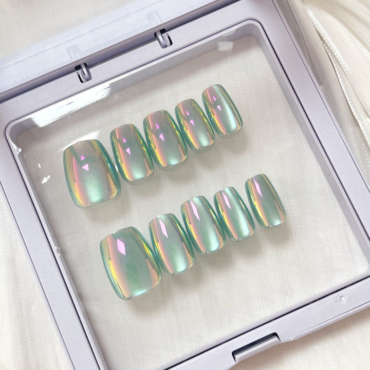 Iridescent Glossy Press-On Nail Set Stornfield
