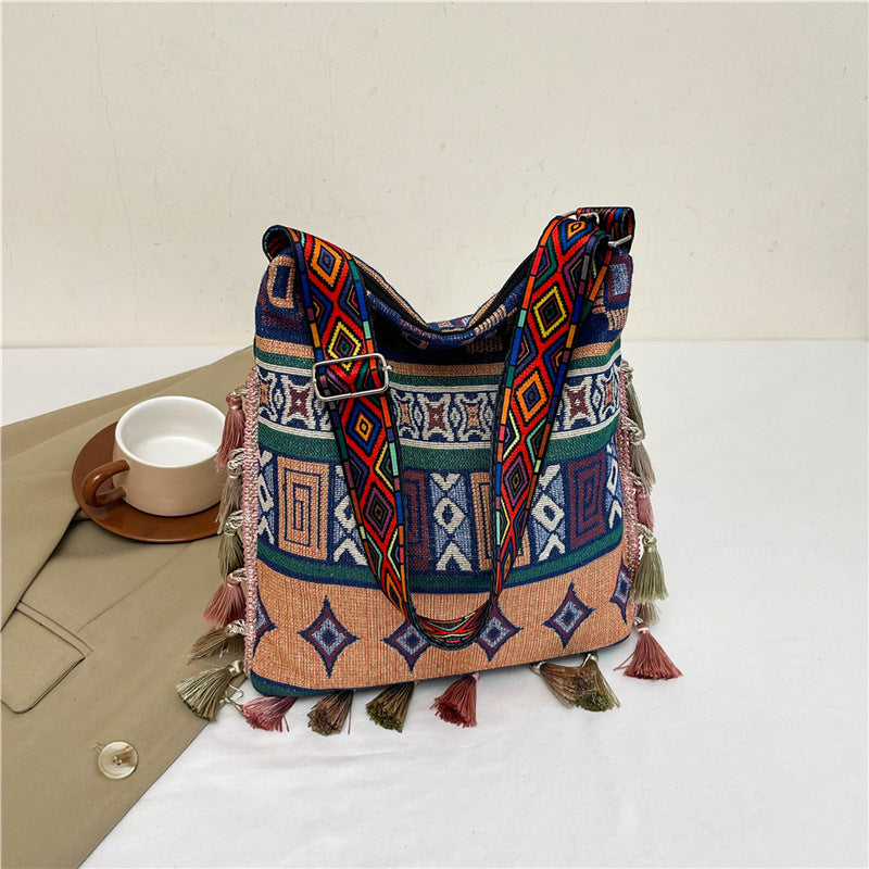 Bohemian Tassel Shoulder Bag