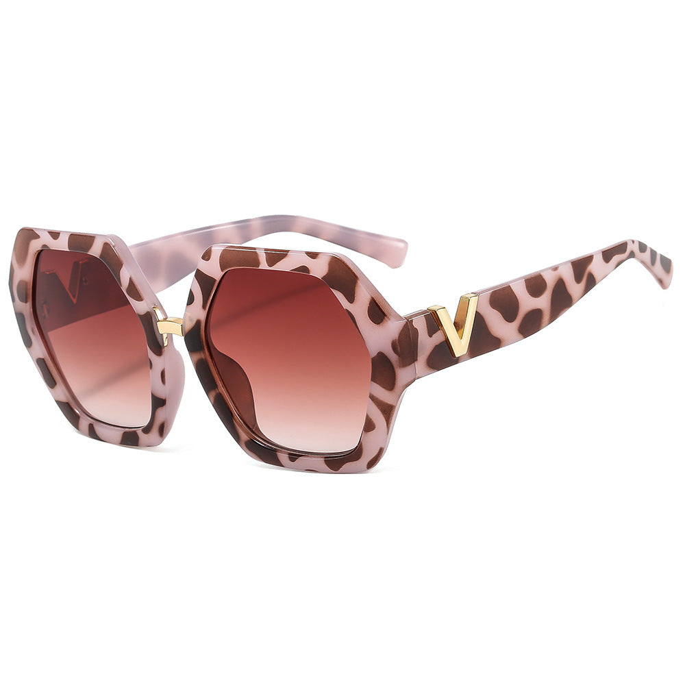 Ladies elegant sunglasses with sparkling frame Stornfield