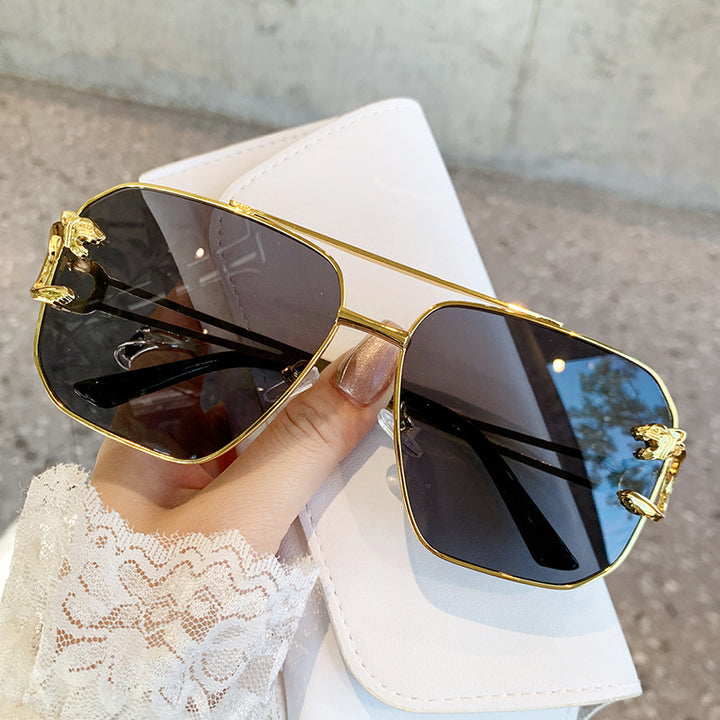 Ladies square sunglasses with luxurious metal frame Stornfield