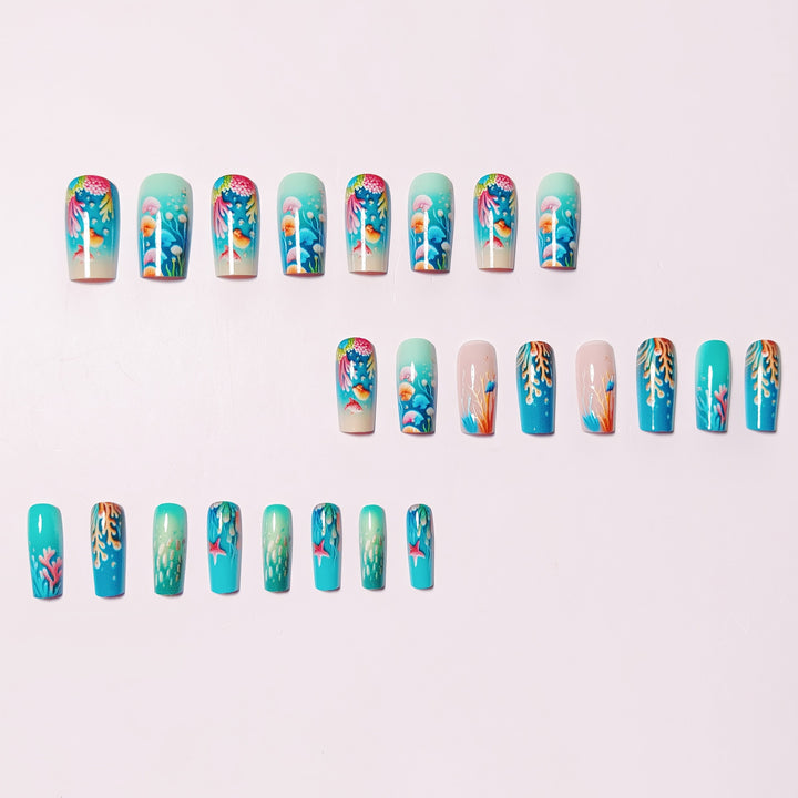 Art nails with filigree underwater motif Stornfield