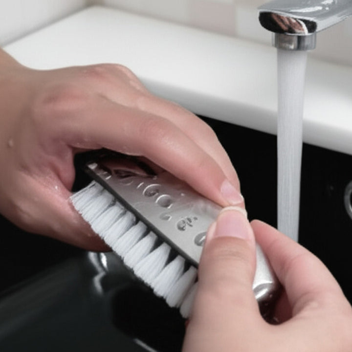 Multifunctional cleaning brush with ergonomic handle Stornfield