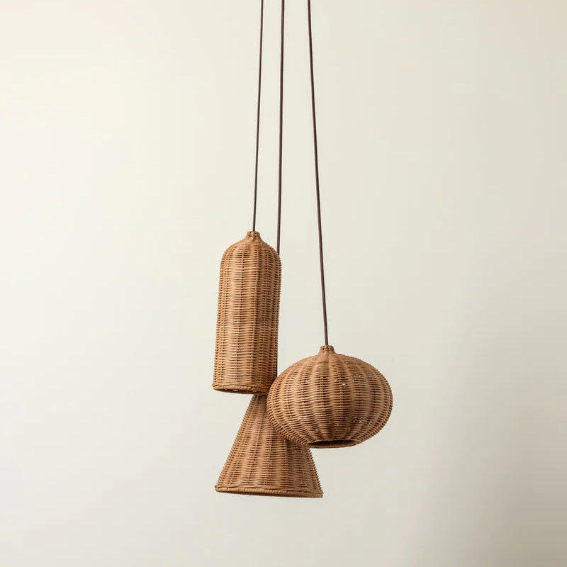 Handmade pendant light made of braided rattan Stornfield