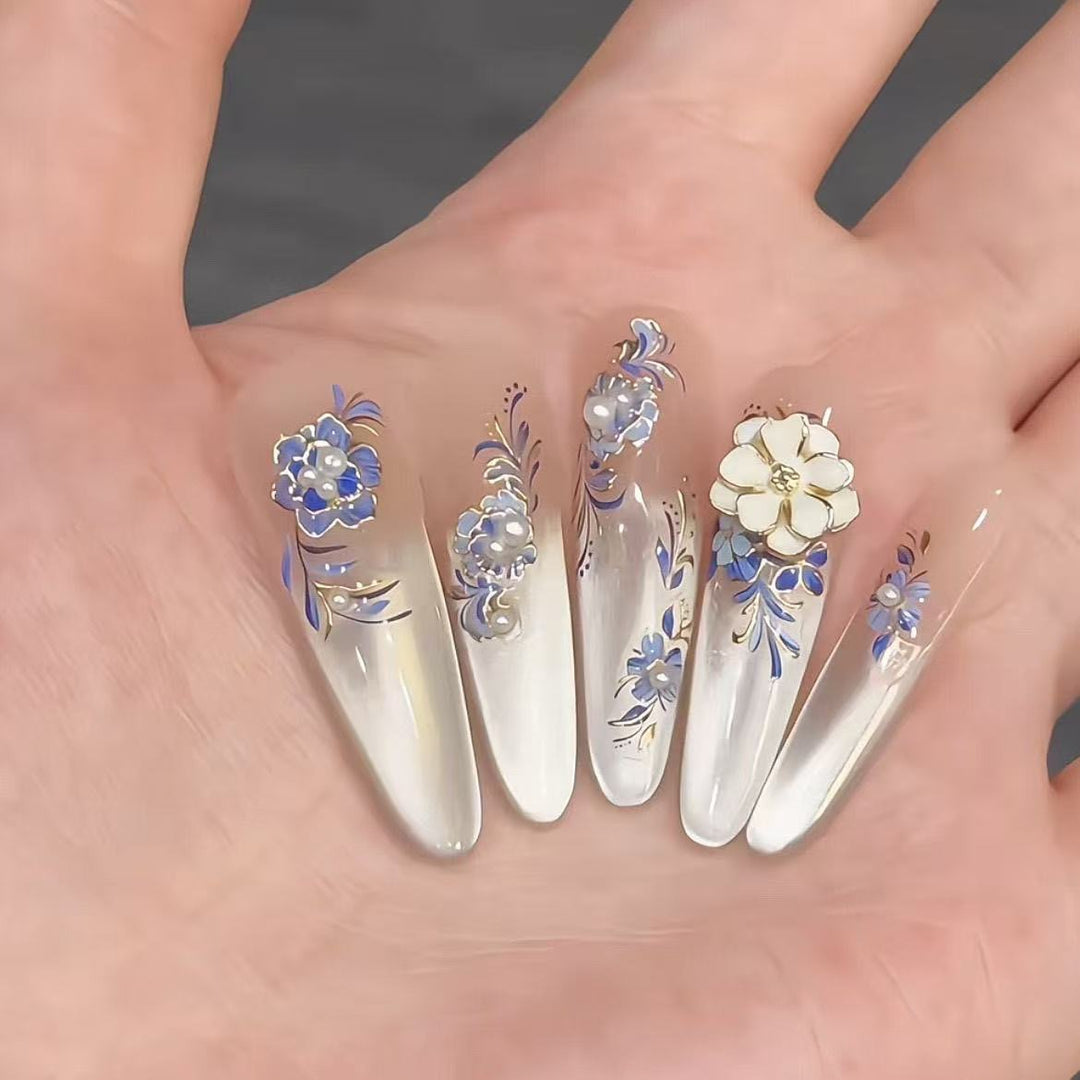 Elegant Floral Nail Art Tips Stornfield