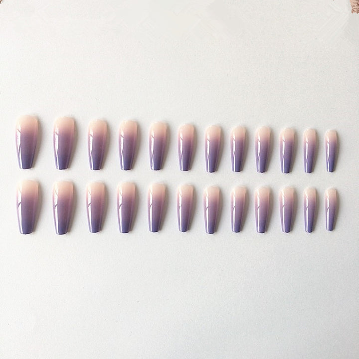 Elegant and creative art nails Stornfield