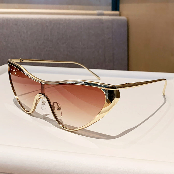 Women's futuristic oversized sunglasses with striking design Stornfield