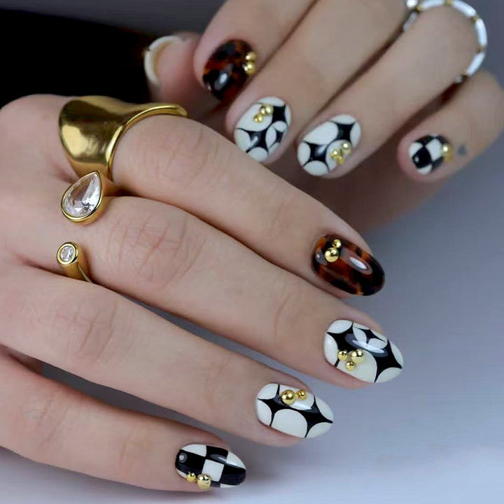 Stylish Artificial Nails Stornfield