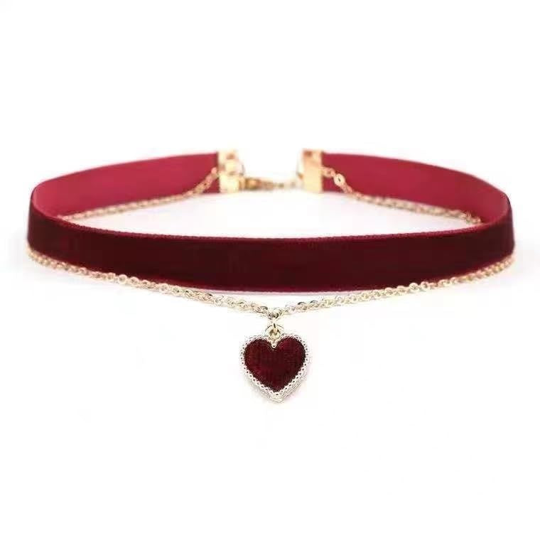 Velvet Heart Charm Choker Stornfield