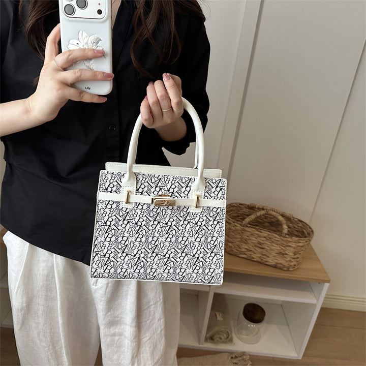Elegant Structured Handbag  1790614103
