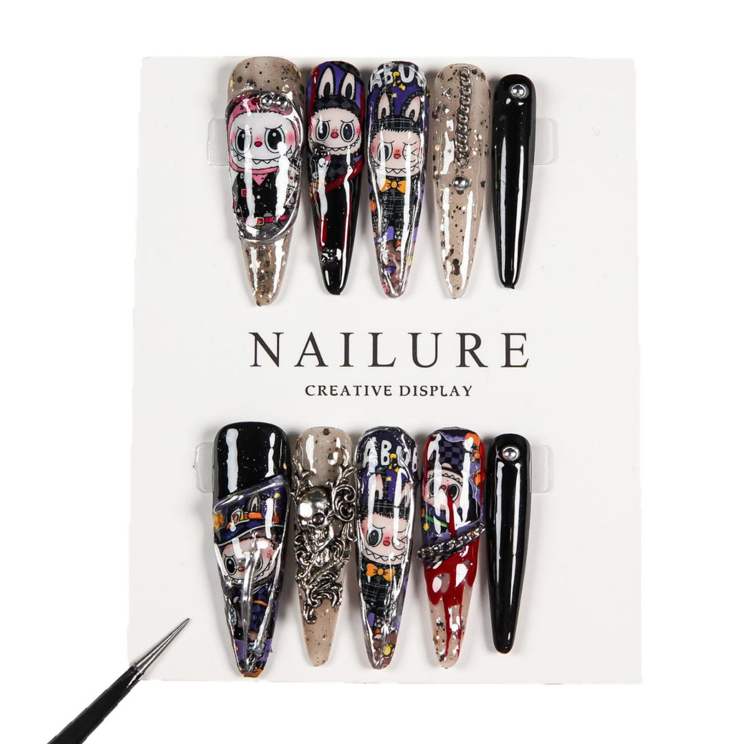 Artistic Character-Themed Press-On Nails