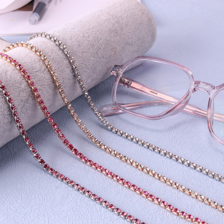 Sparkling Rhinestone Eyewear Chain Stornfield