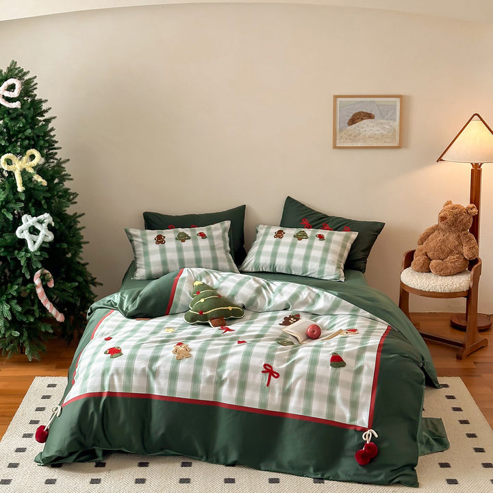 Christmas bedding set made of cotton satin with embroidered appliqués