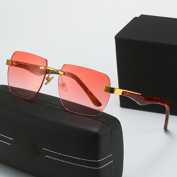 Women's Fashion Sunglasses in Modern Geometric Design Stornfield