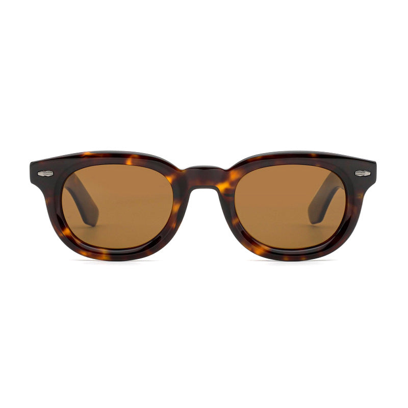 Ladies retro-inspired sunglasses with wide tortoiseshell frame and harmonious lenses Stornfield
