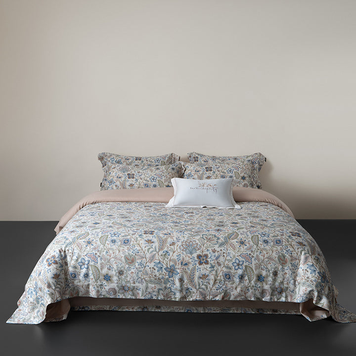 Linen-look cotton duvet cover set with delicate watercolor flower pattern and reversible function