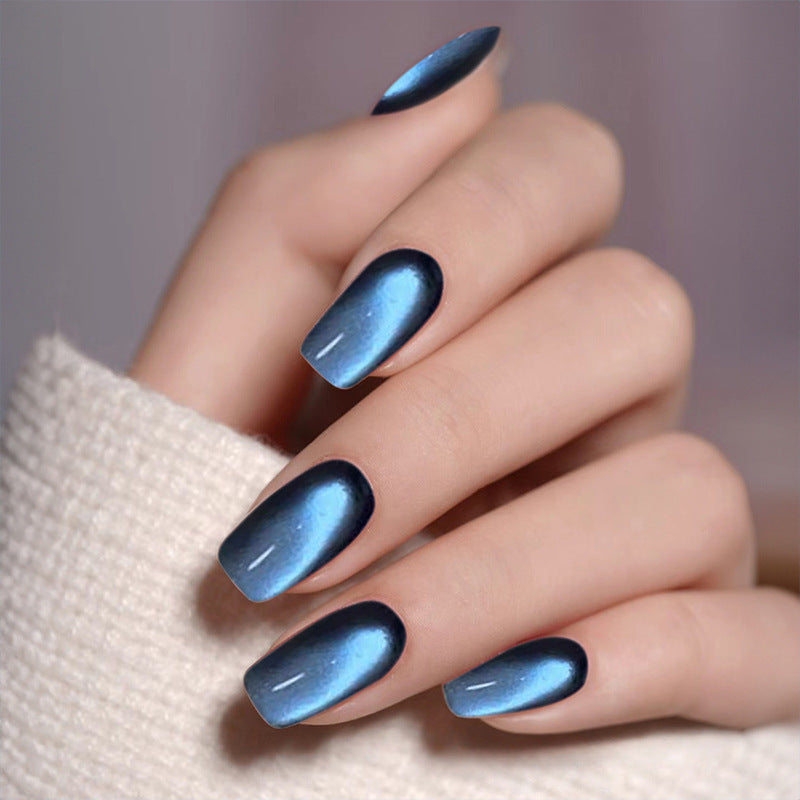 Acrylic nail set with exclusive ombre design and shimmering shine Stornfield