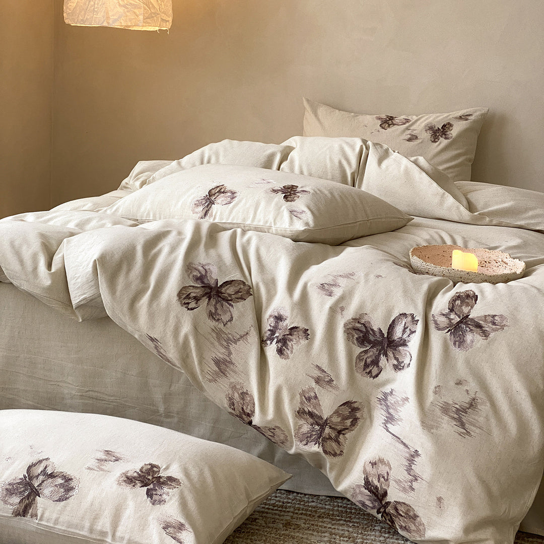 Bedding set made of linen-cotton mix with hand-painted butterfly design