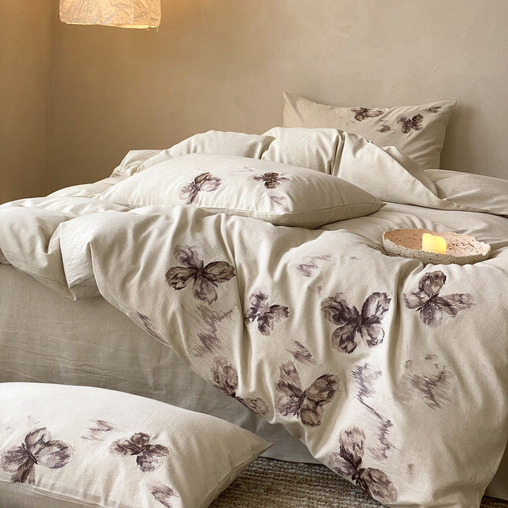 Bedding set made of linen-cotton mix with hand-painted butterfly design