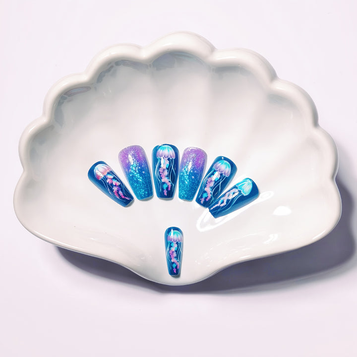 Artificia nails with fascinating jellyfish design Stornfield