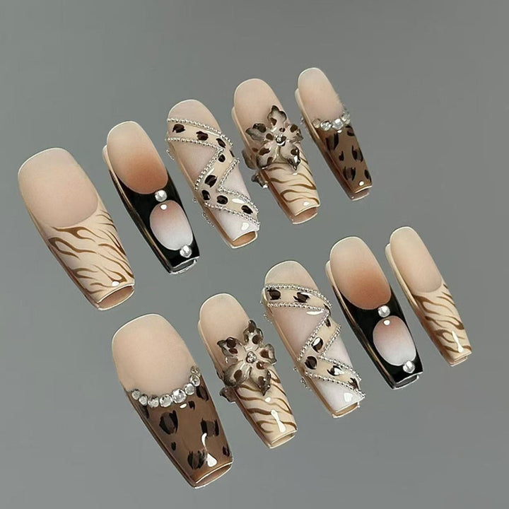 Glamorous Nail Set Stornfield