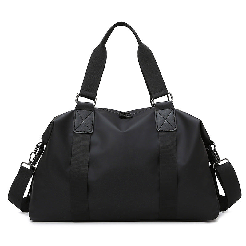 Sporty travel bag with water-repellent properties and ergonomic carrying handles Stornfield