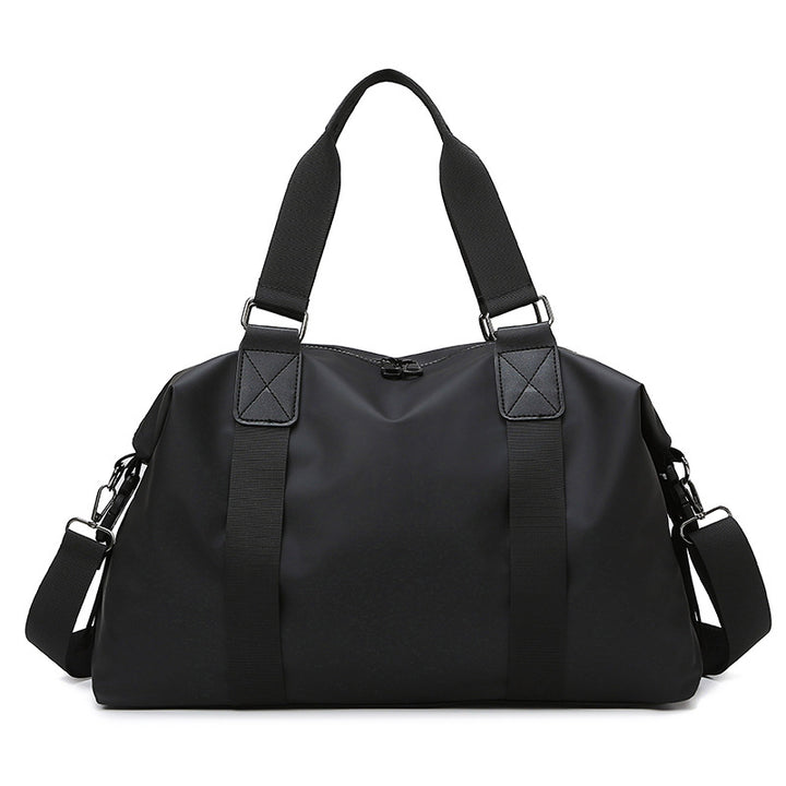Sporty travel bag with water-repellent properties and ergonomic carrying handles Stornfield