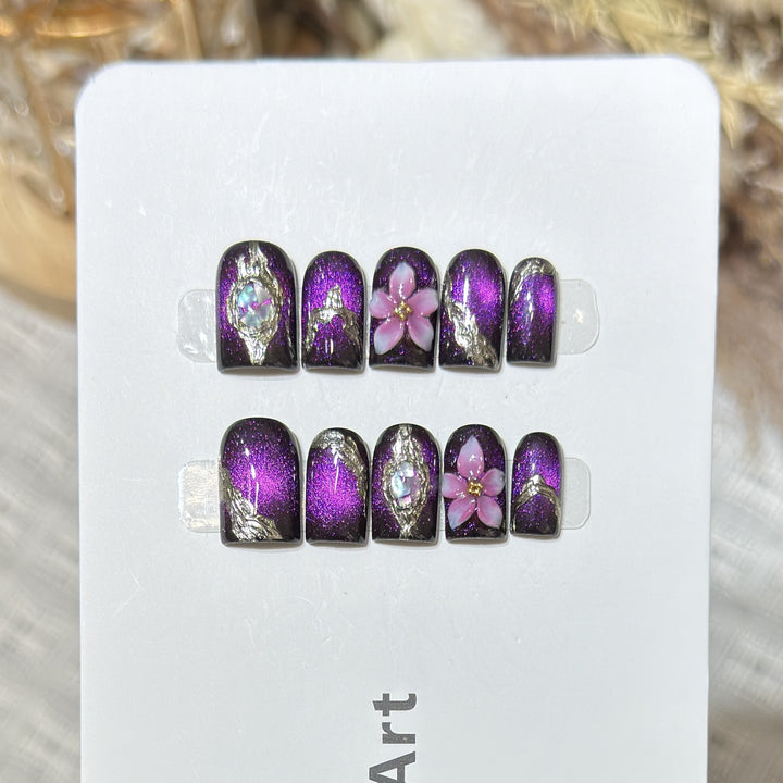Elegant Floral Press-On Nail Set with Glitter Accents Stornfield