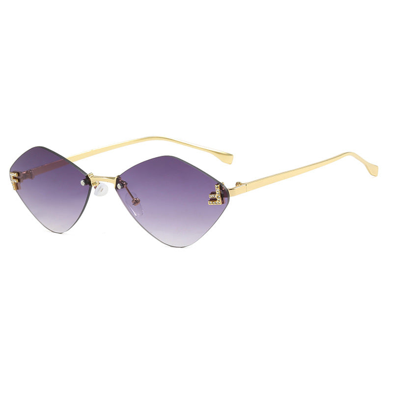 Women's geometric sunglasses in an extravagant design with gradient lenses Stornfield
