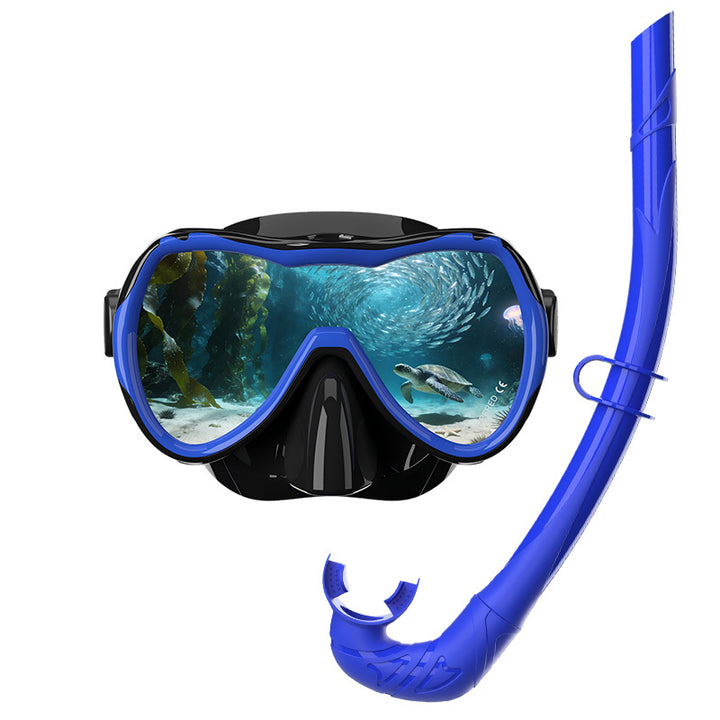 Diving mask with wide field of vision by Stornfield