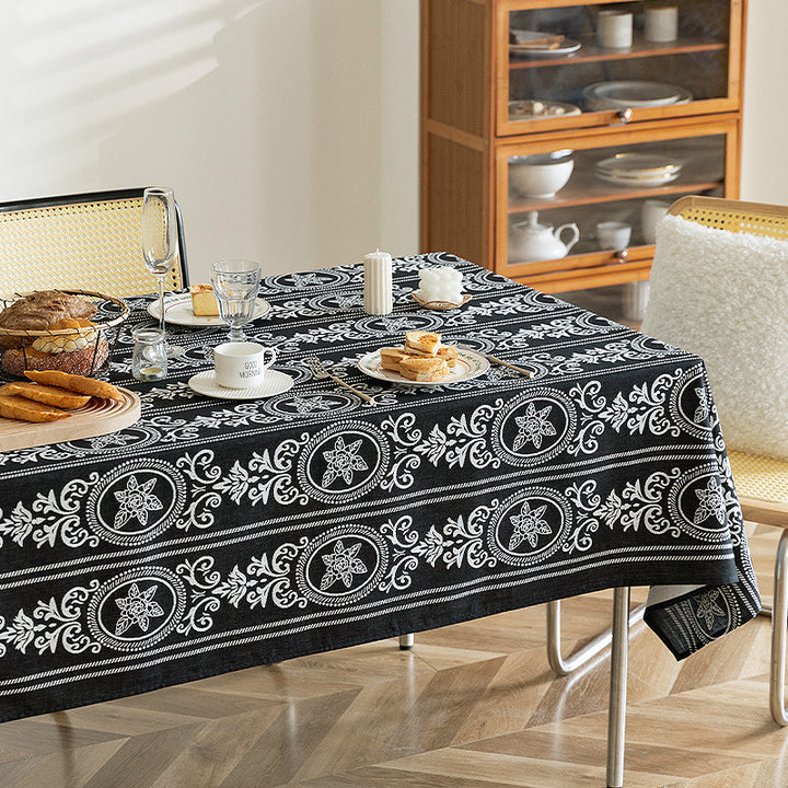Reversible jacquard tablecloth with floral medallion reliefs Stornfield