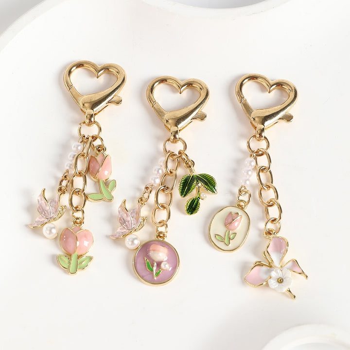 Playful keychain in rose design Stornfield