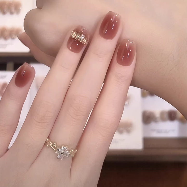 Luxury Decorative Press-On Nail Set Stornfield