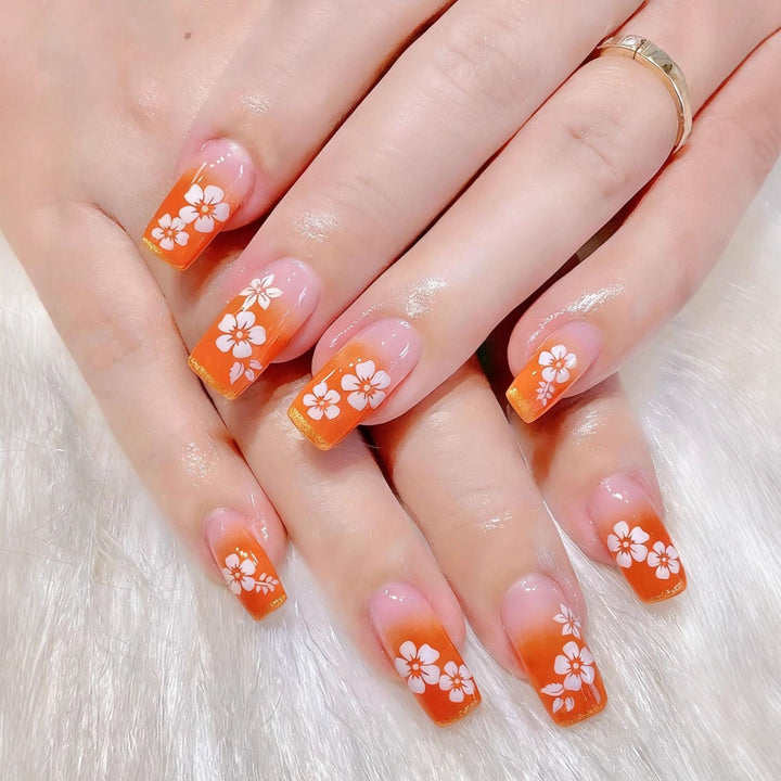 Creative Nail Art with Exotic Leaf Design Stornfield