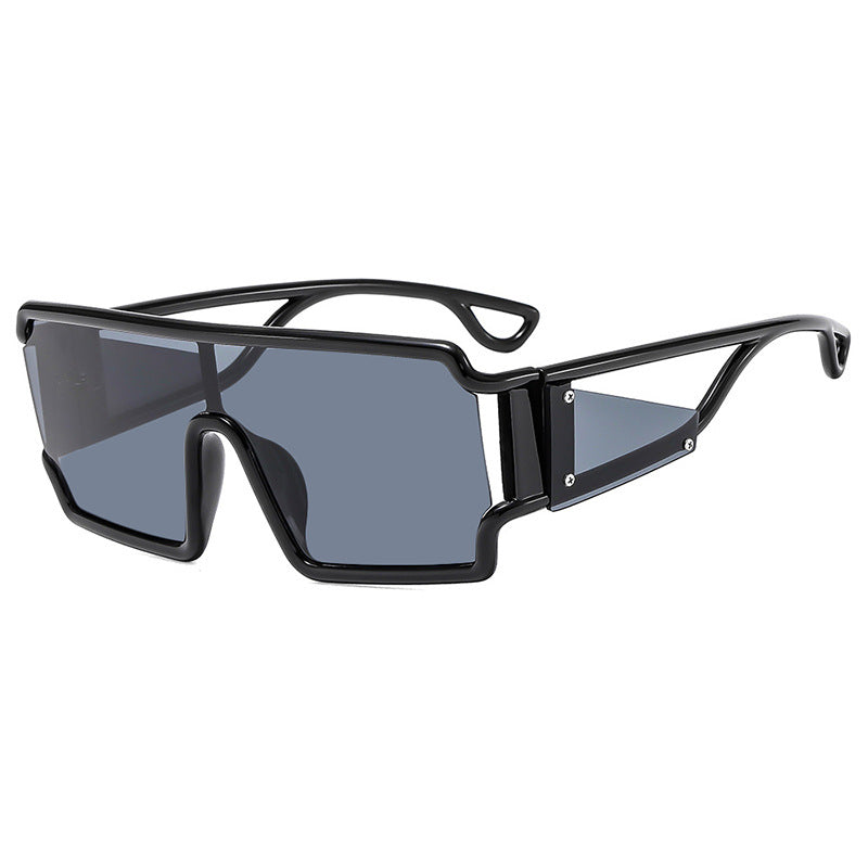 Women's fashionable sport sunglasses with futuristic design Stornfield