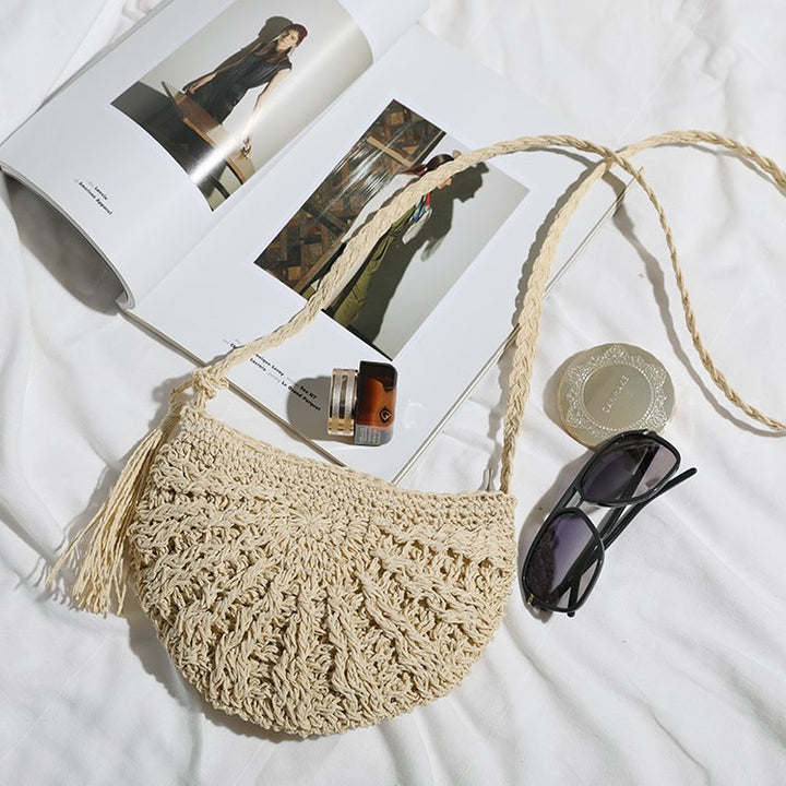 Hand-knotted shoulder bag with fringes Stornfield