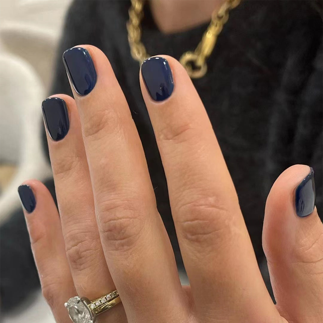 Elegant Nail Art with Gloss Finish Stornfield