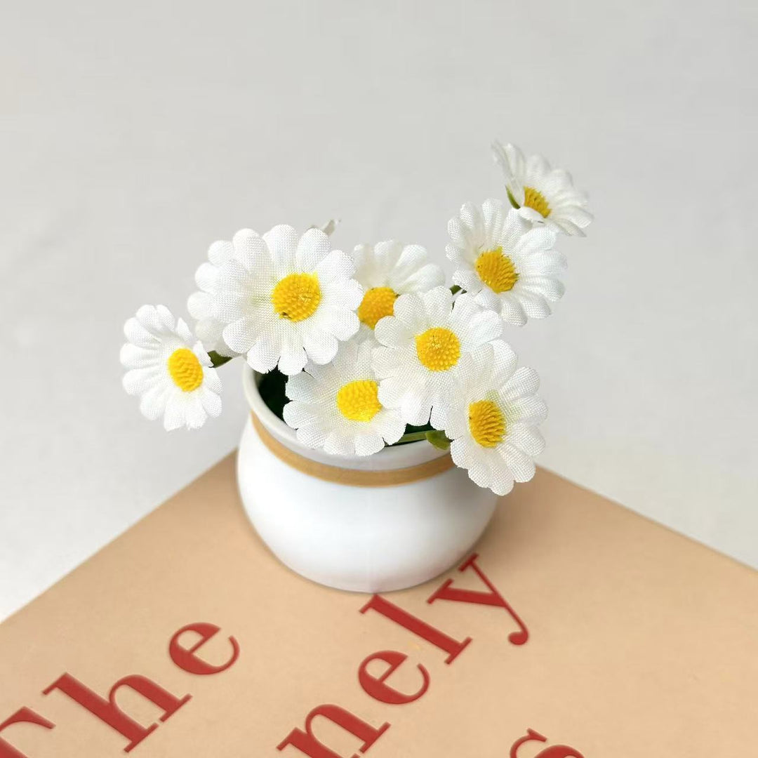 Decorative Daisy Flower Arrangement