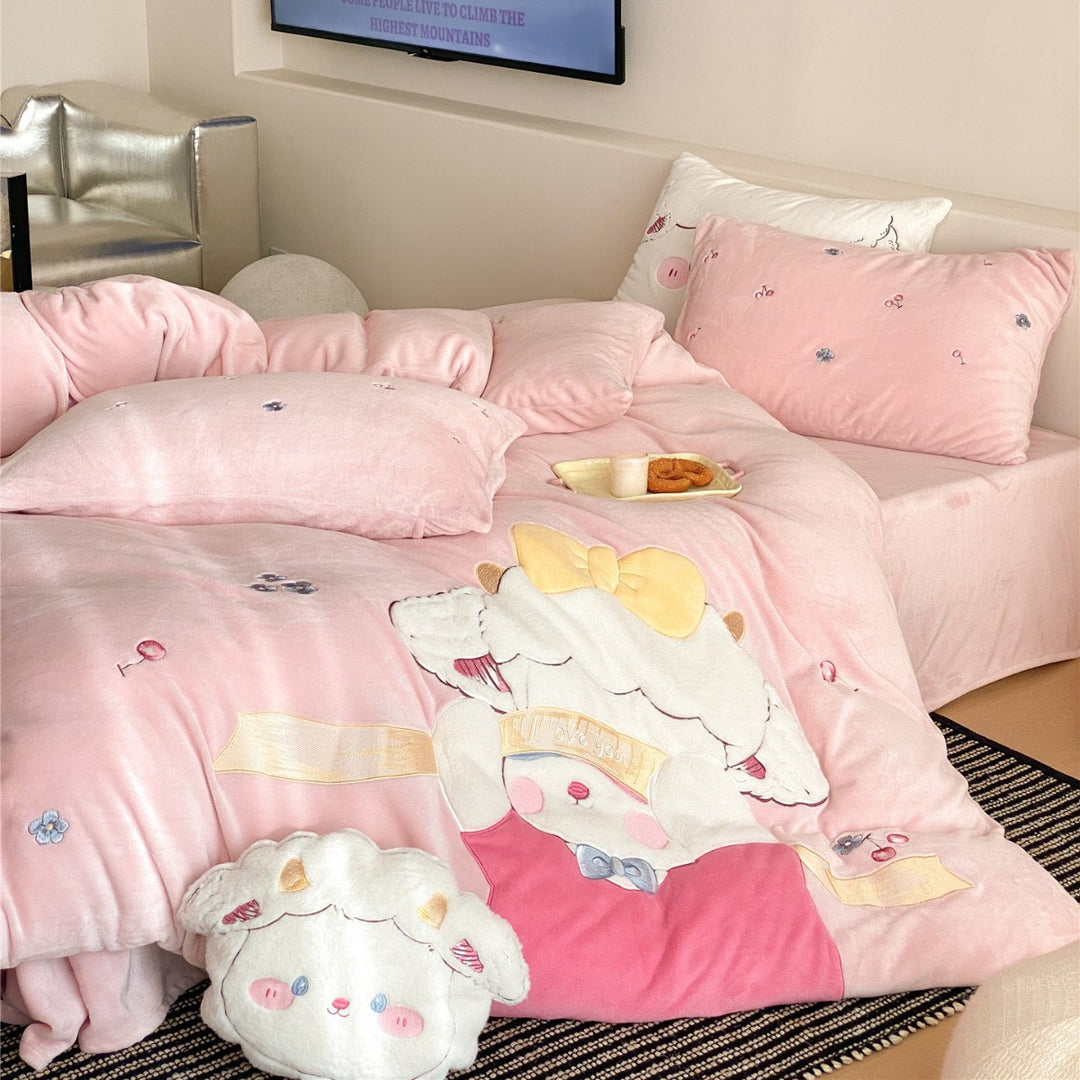 Plush Appliqué Cartoon Bunny Quilted Duvet Cover Set