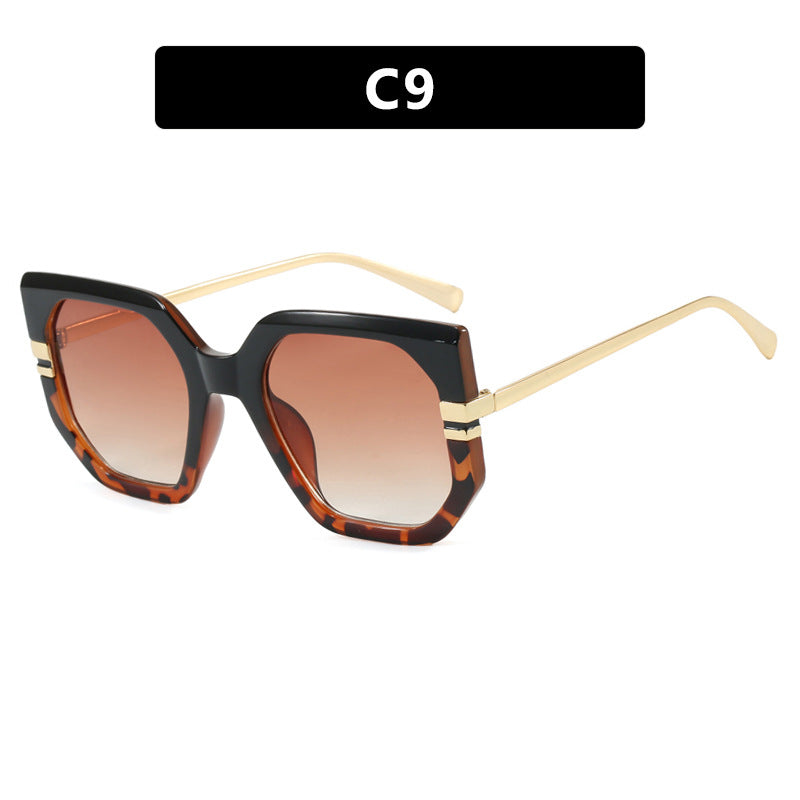 Women's geometric sunglasses with luxurious gold frame and polarized lenses Stornfield