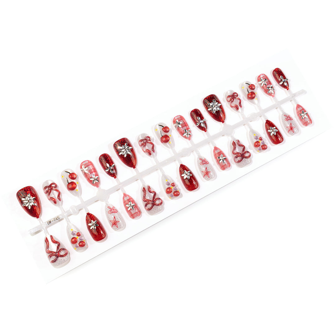 Holiday-Inspired Press-On Nail Art Set with Decorative Elements