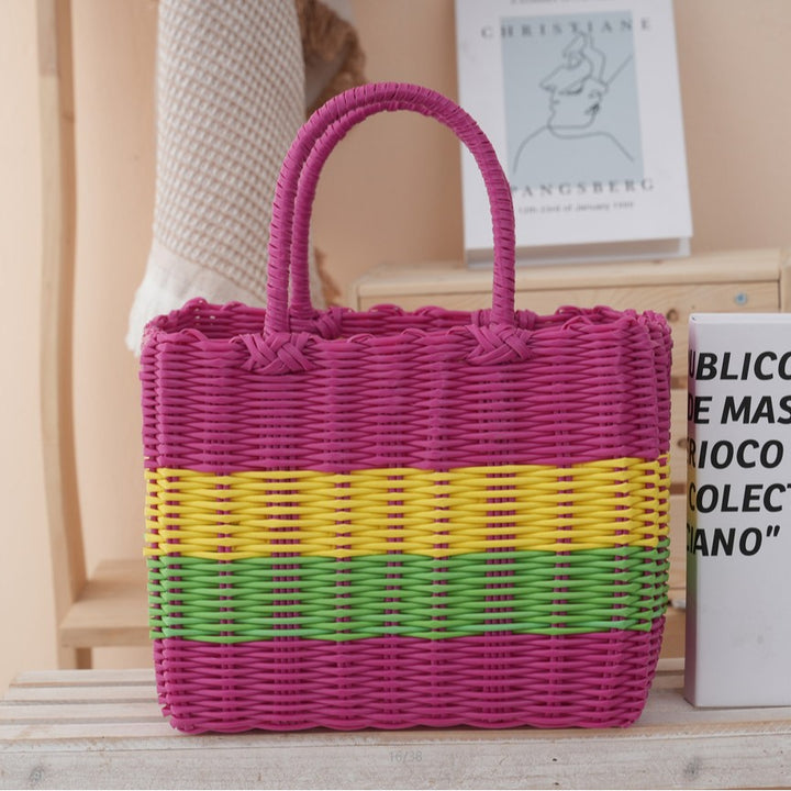 Handcrafted wicker bag with stylish design Stornfield