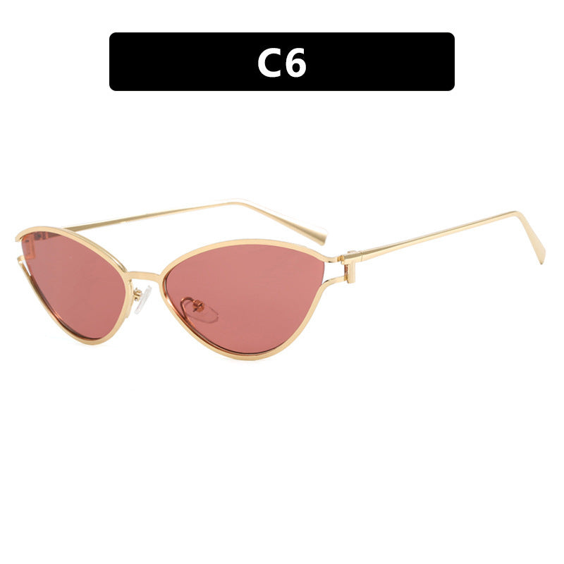 Ladies Cat-Eye Sunglasses in Elegant Gold Frame Stornfield