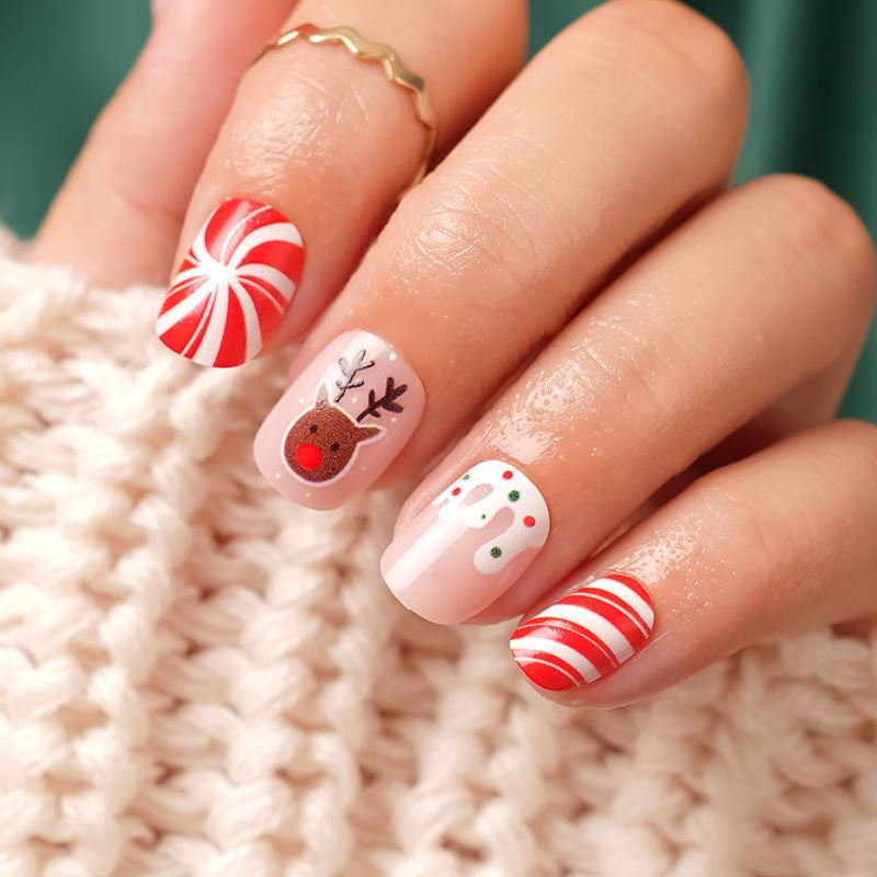 Artificial nails with modern night motif Stornfield