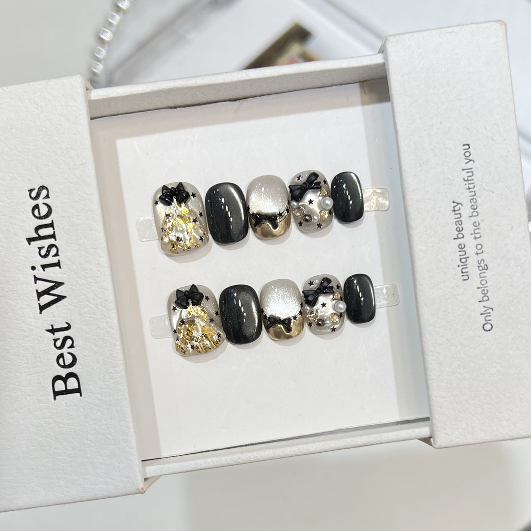Advanced Luxury Press-On Nail Art Set